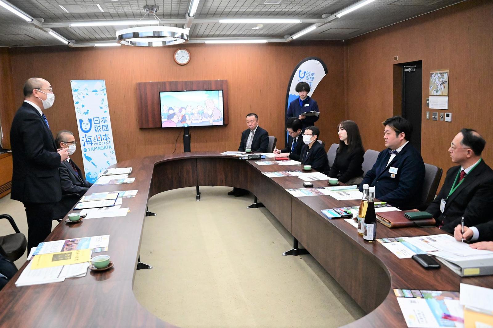 表敬訪問の様子