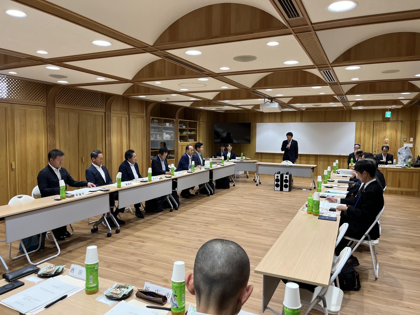 山形県市長会総会の様子