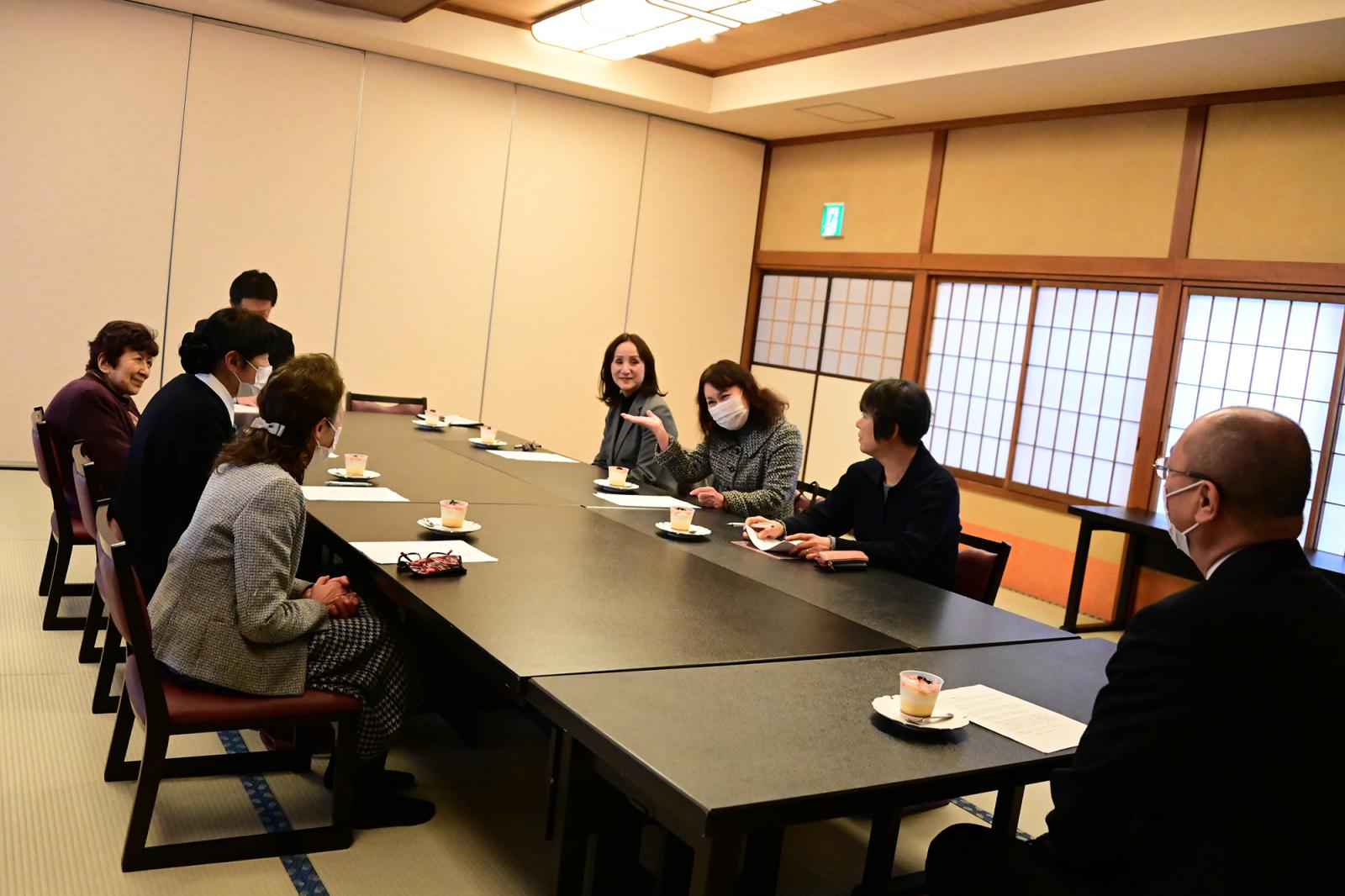 おかめ会との婚打開の様子