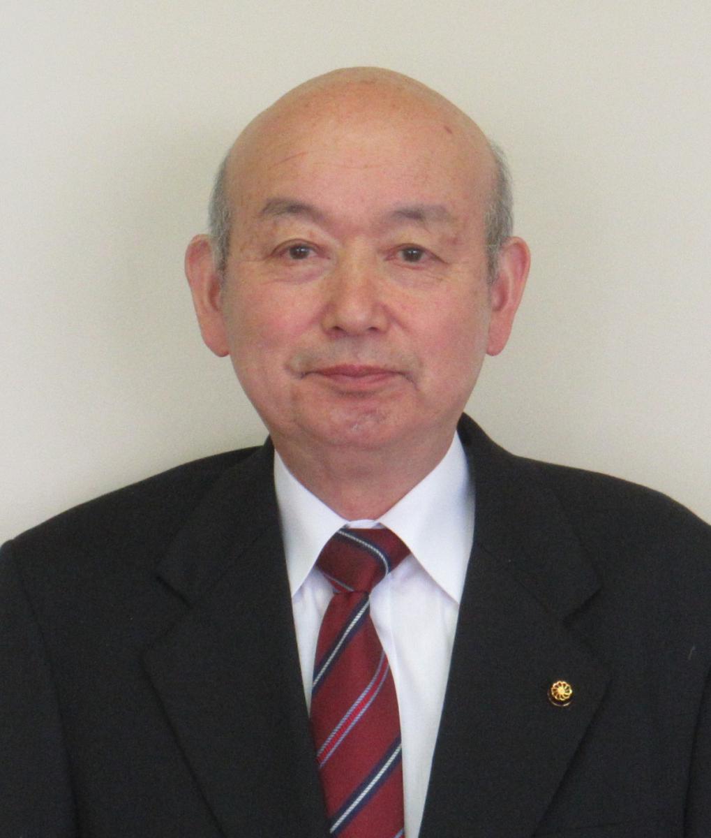 髙岡亮一