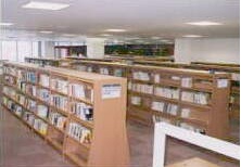 南陽市立図書館